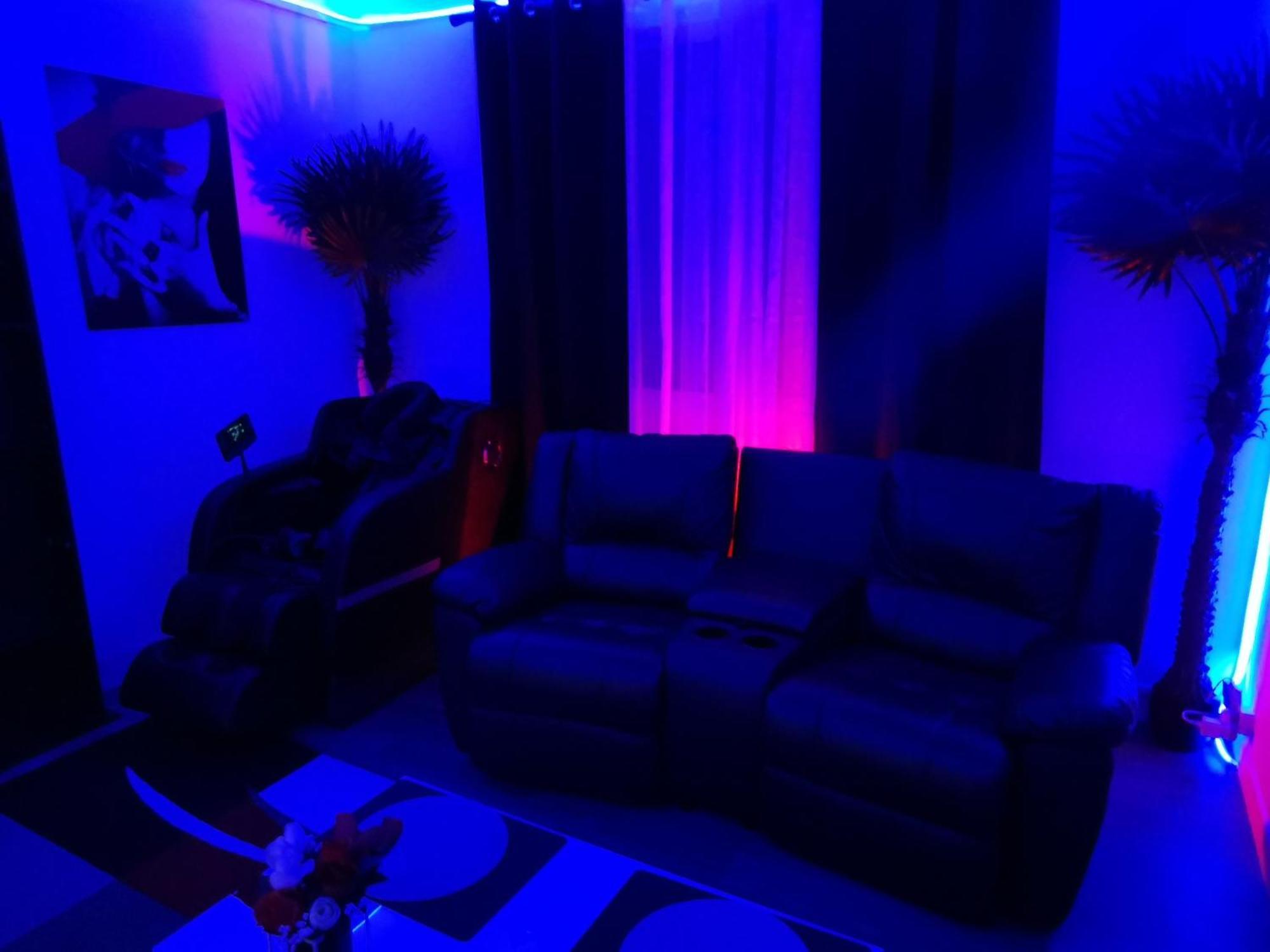 The White Home Broadway Love Room Châteauroux Exterior foto